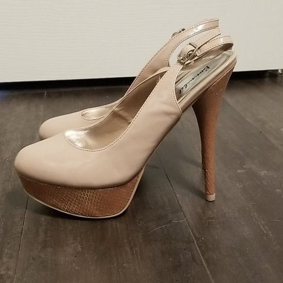 Bonnibel Nude Platform Heels - Picture 2 of 6